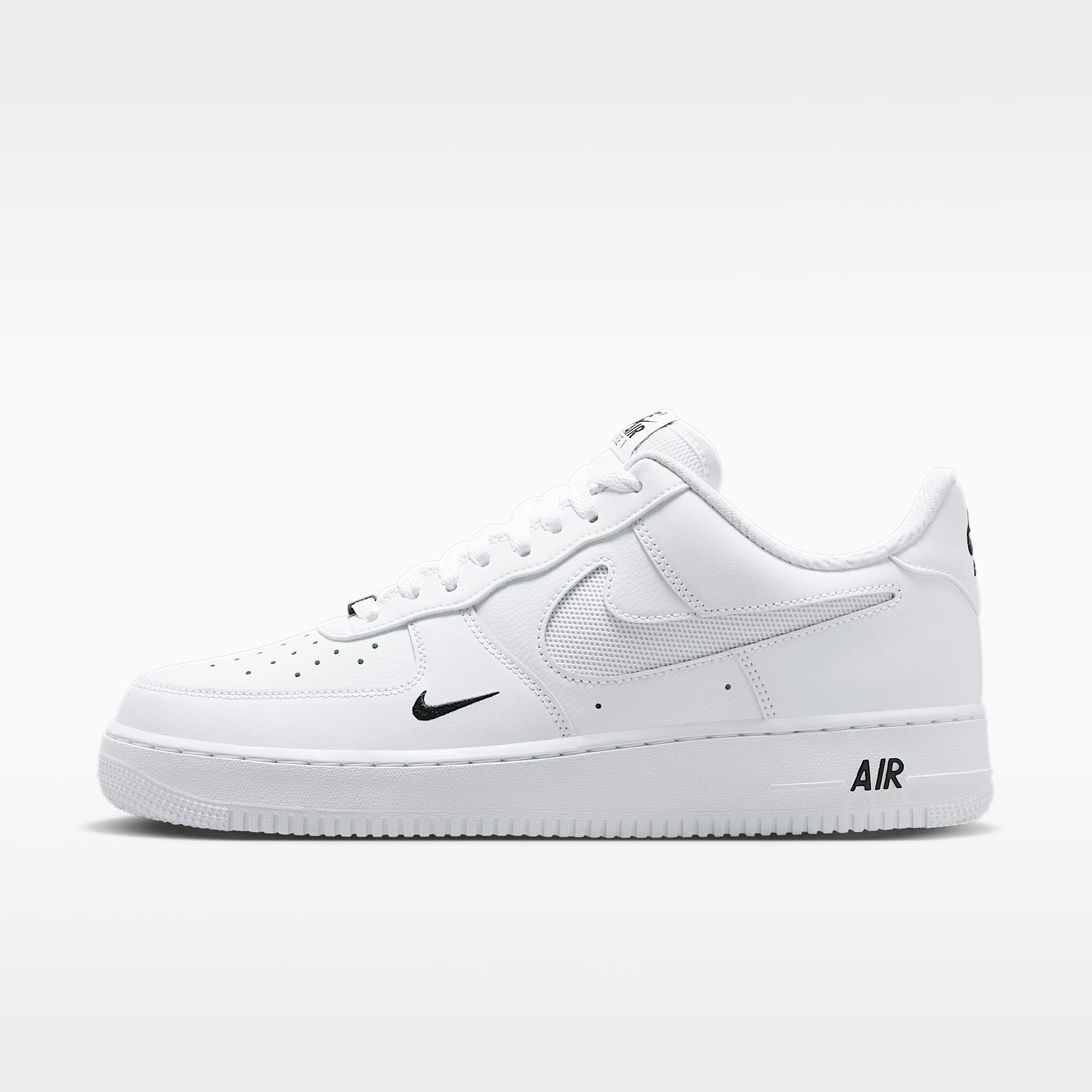 Nike Air Force 1 '07 LV8 Schuh (Herren) – Weiß/Schwarz/Reflect Silver