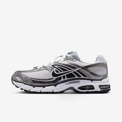 Nike Air Max Moto 2K Schuh (Herren) – Smoke Grey/Anthracite/Pink Foam/Weiß