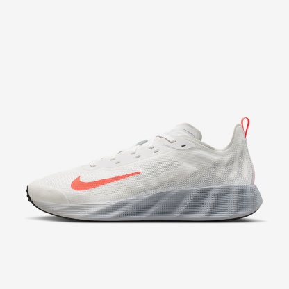 Nike Ava X Mesh Schuh (Herren) – Summit White/Wolf Grey/Schwarz/Infrared 23