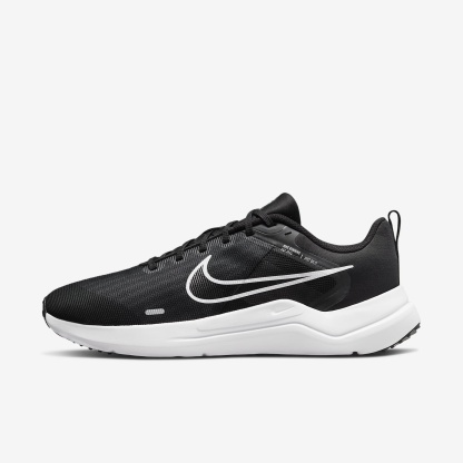 Nike Downshifter 12 Herren-Laufschuh – Schwarz/Dark Smoke Grey/Pure Platinum/Weiß