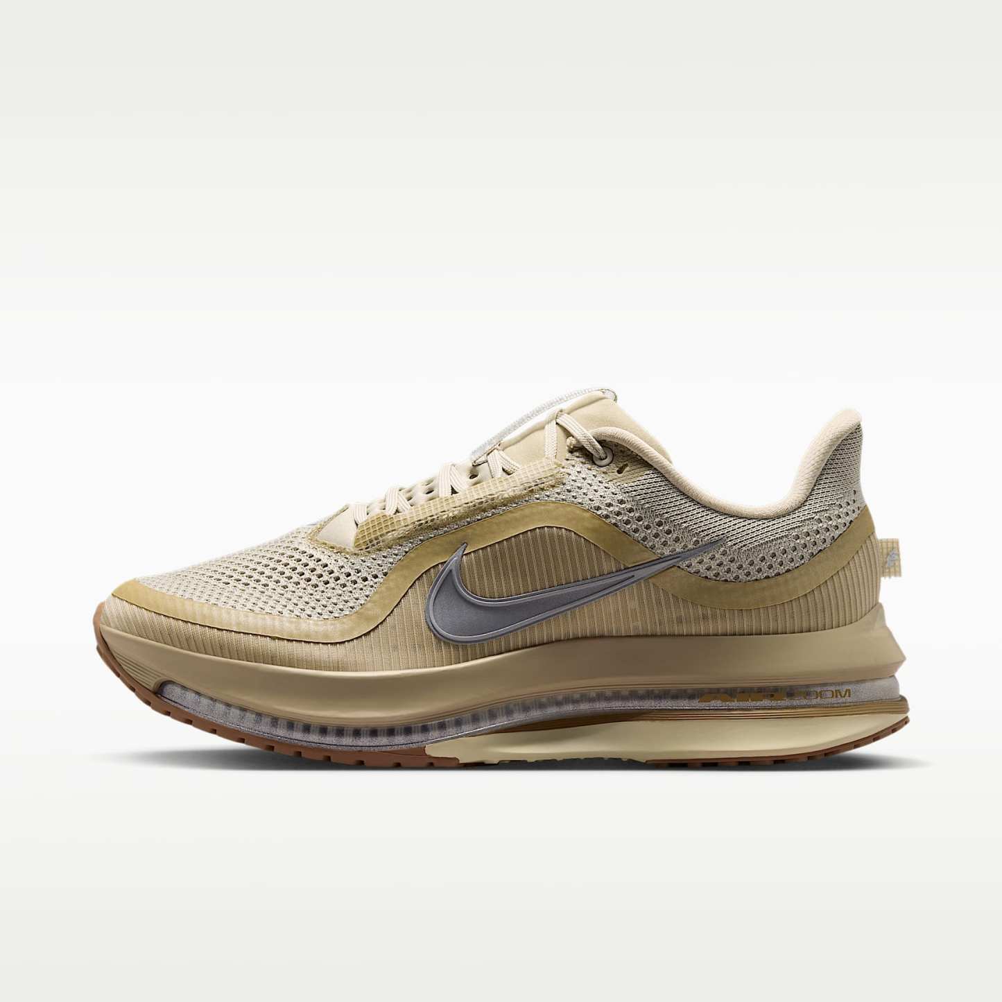 Nike Pegasus Premium Straßenlaufschuh (Herren) – Desert Khaki/Light Khaki/Filbert/Metallic Silver