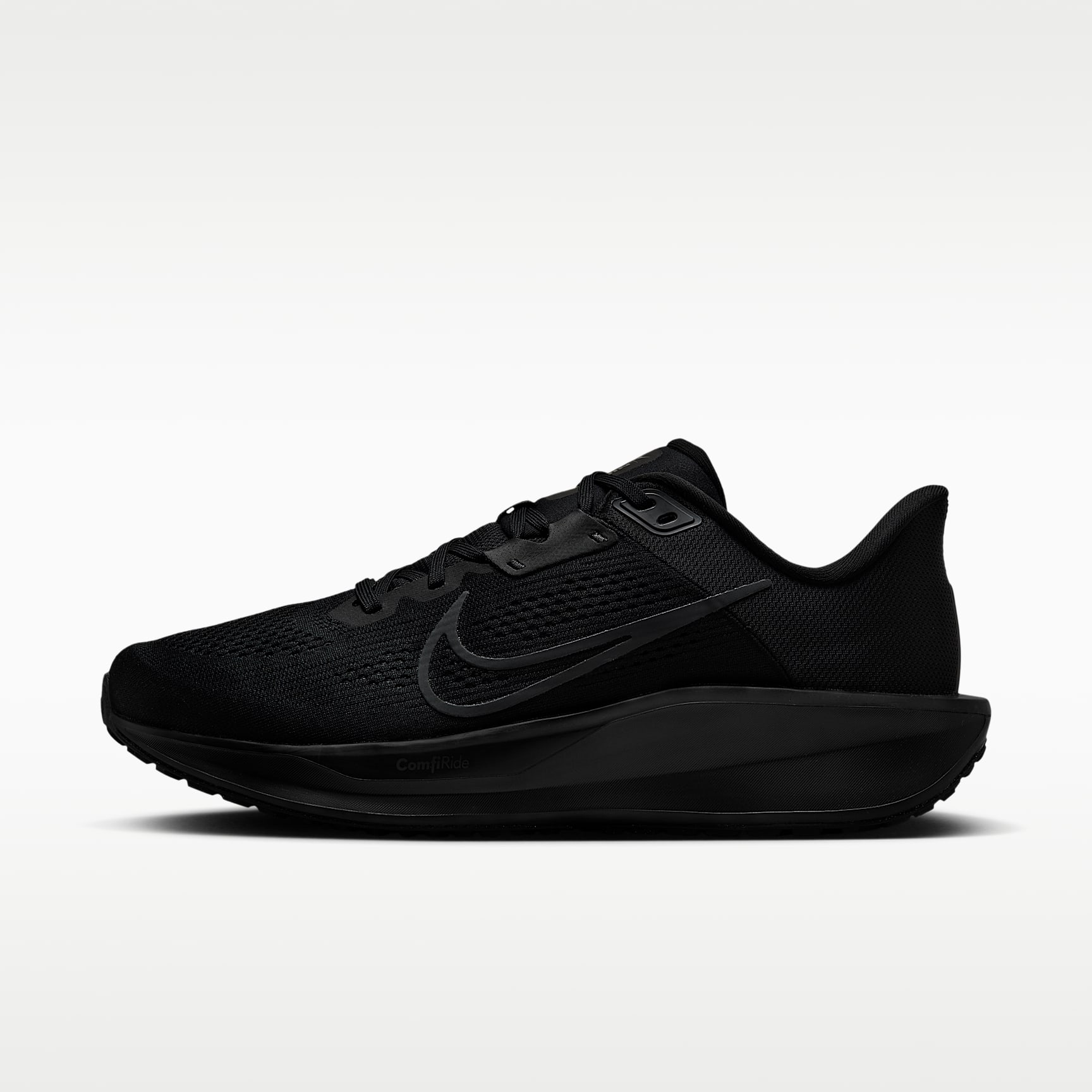 Nike Quest 6 Straßenlaufschuh (Herren) – Schwarz/Dark Smoke Grey