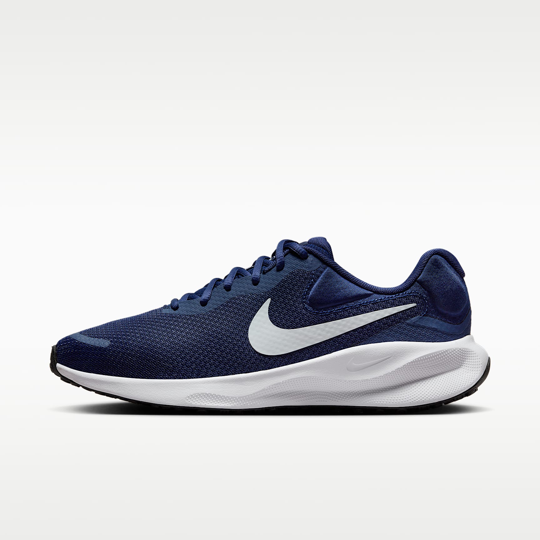 Nike Revolution 7 Straßenlaufschuh für Herren – Midnight Navy/Schwarz/Weiß/Pure Platinum