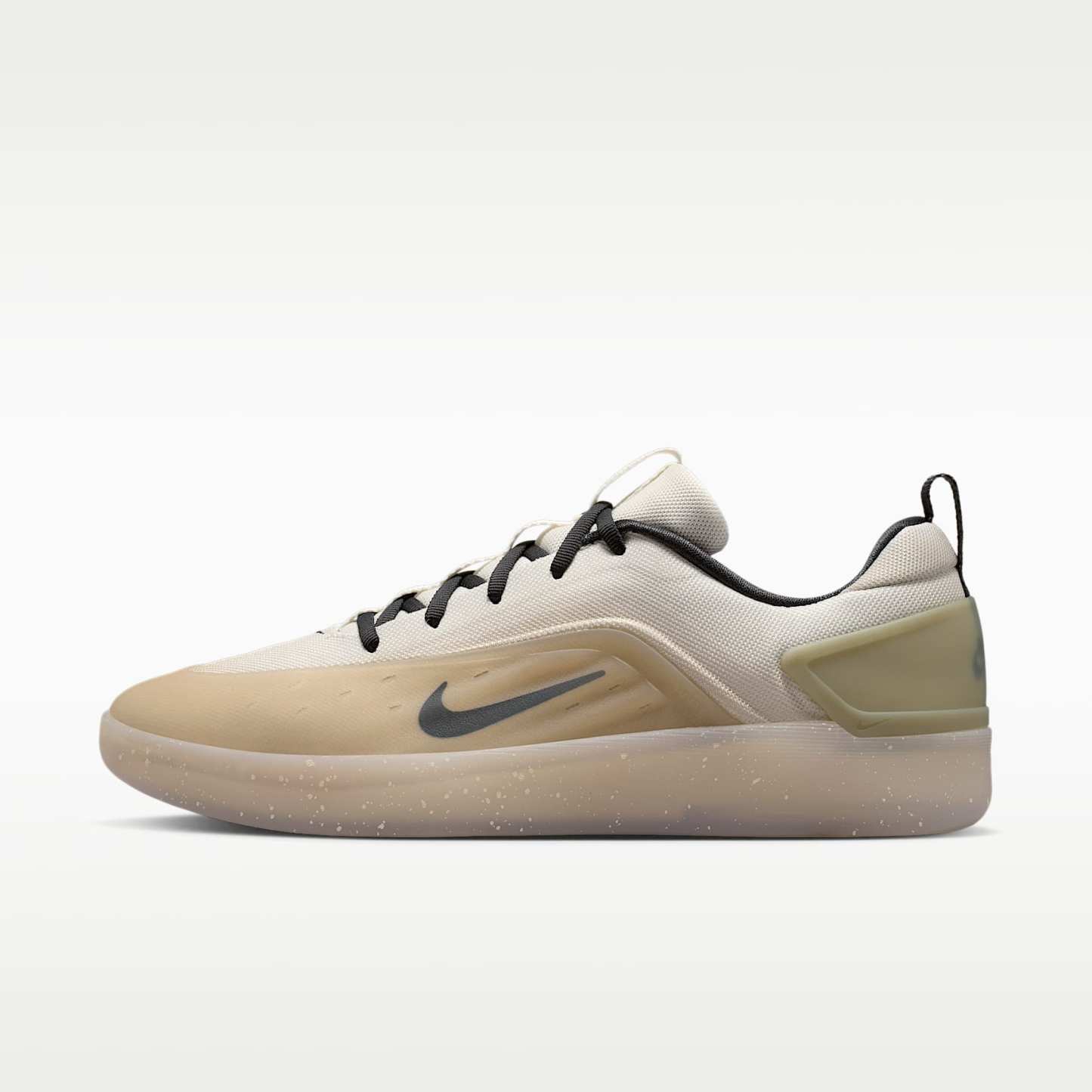 Nike SB Zoom Nyjah 4 Skateboardschuh – Desert Khaki/Light Orewood Brown/Light Bone/Dark Smoke Grey