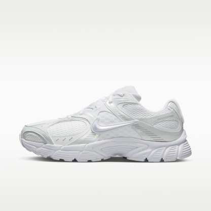 Nike V5 RNR Schuh (Herren) – Weiß/Schwarz/Metallic Silver/Weiß