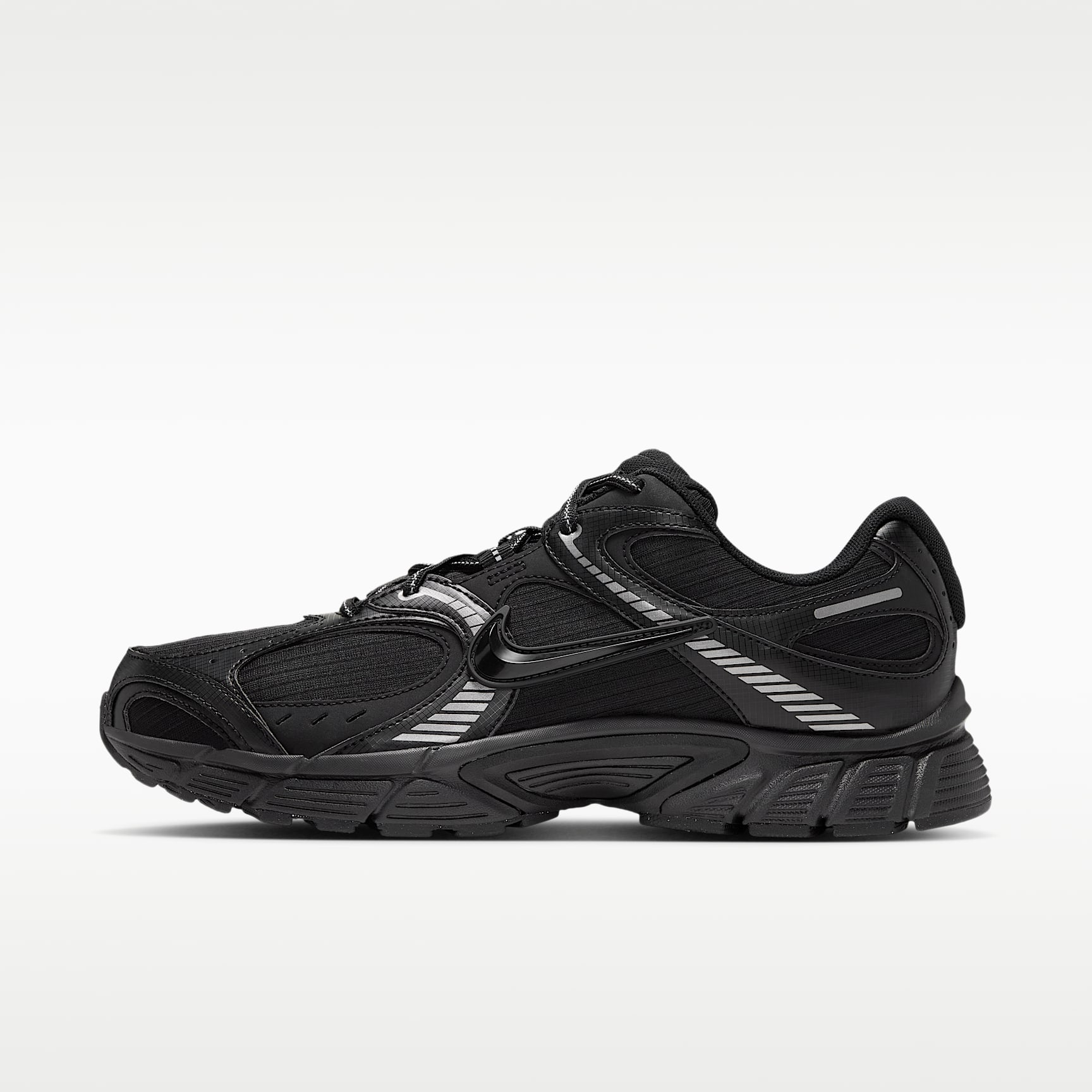 Nike V5 RNR Ripstop Schuh (Herren) – Schwarz/Schwarz/Schwarz