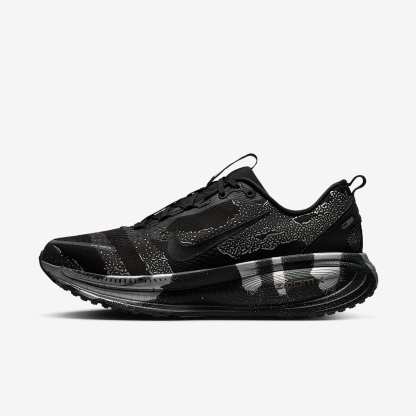 Nike Vomero 18 Straßenlaufschuh (Herren) – Iron Grey/Light Smoke Grey/Schwarz