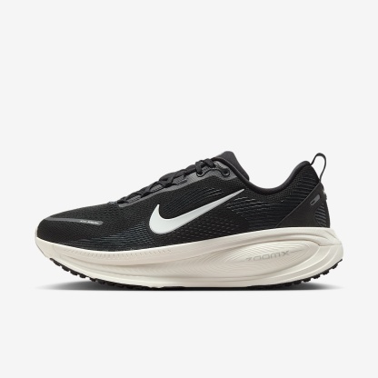 Nike Vomero 18 Herren-Laufschuh (weit) – Schwarz/Coconut Milk/Light Iron Ore/Summit White