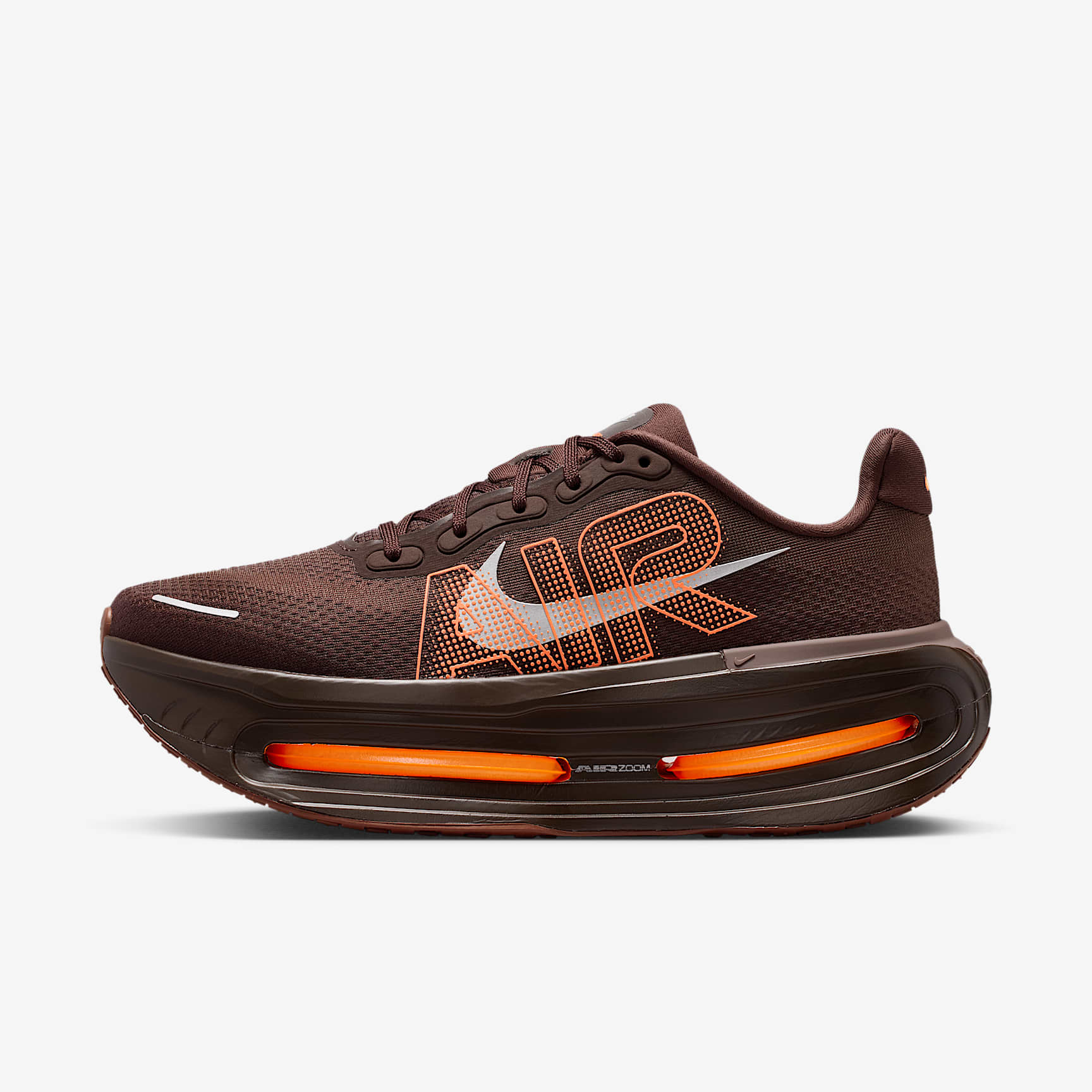 Nike Vomero Premium x Renegade Straßenlaufschuhe (Herren) – Brown Basalt/Total Orange/Bronze Eclipse/Hyper Crimson