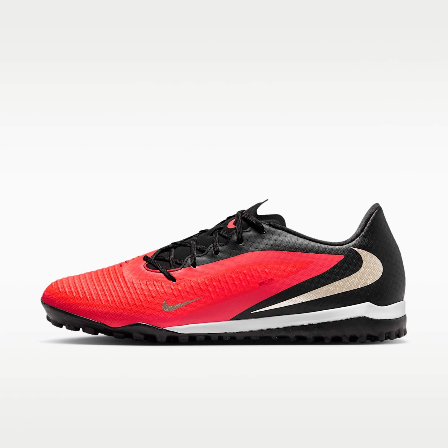 Nike Phantom 6 Low Academy Fußballschuh für Turf – Bright Crimson/Schwarz/Blur