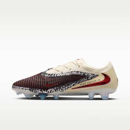 Nike United Phantom 6 Low Elite Fußballschuh für normalen Rasen – Burgundy Crush/Fossil/University Red