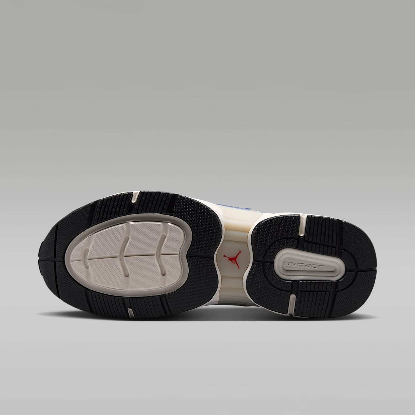 Jordan Trunner O/S SE Schuhe (Herren) – Off Noir/Phantom/Old Royal/University Red