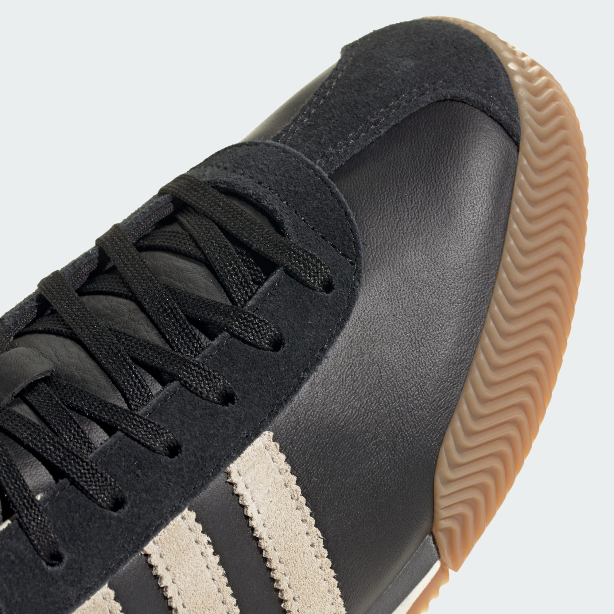 SAMBA 62 SUPER SCHUH – Core Black / Cream White / Gum – KJ2409