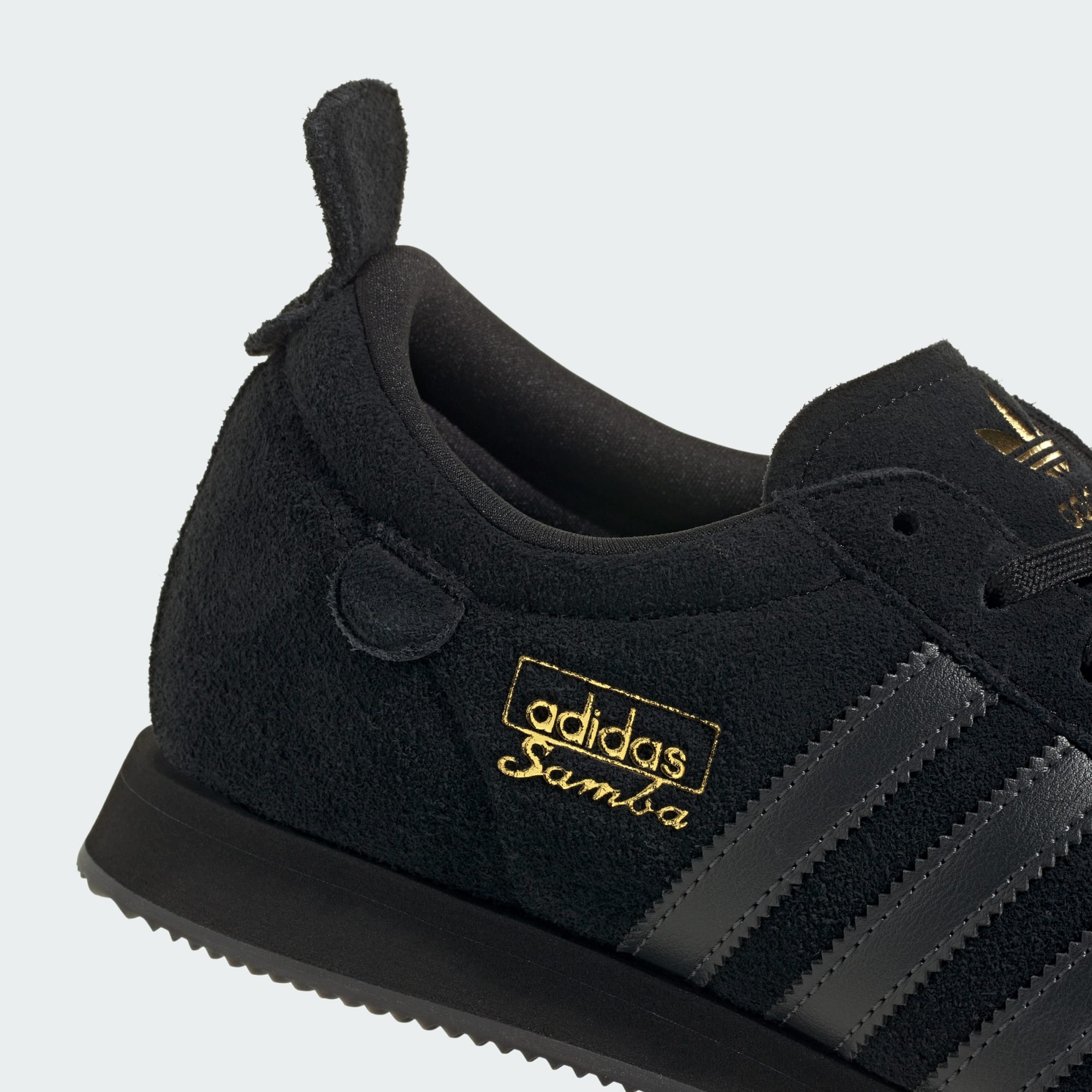 SAMBA 62 SUPER SHOES – Core Black / Core Black / Gold Metallic – IH4378