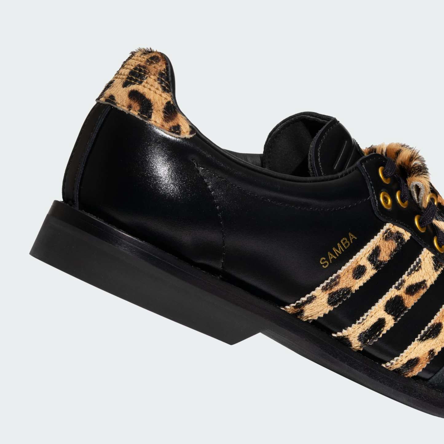 SAMBA BOWLING – Core Black / Supplier Colour / Gold Metallic – KK2824