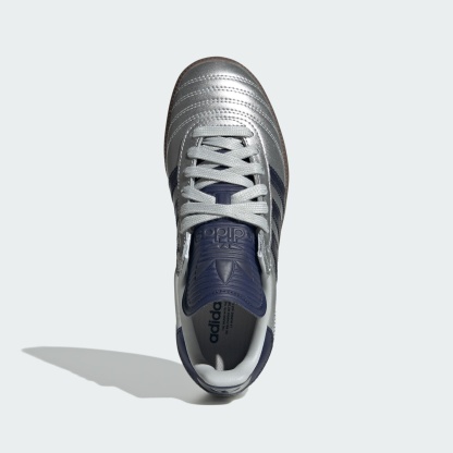 SAMBA JP SCHUH – Silver Metallic / Dark Blue / Gum – KI0541