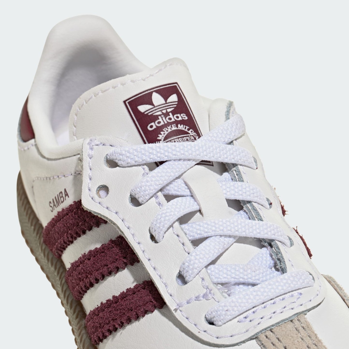 SAMBA OG COMFORT CLOSURE ELASTIC LACE SCHUH – Cloud White / Maroon / Gum – KZ8680