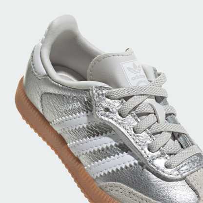 SAMBA OG SCHUH, KOMFORTVERSCHLUSS, ELASTISCHE SCHNÜRSENKEL – Silver Metallic / Cloud White / Gum – KK2346