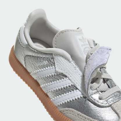 SAMBA OG SCHUH, KOMFORTVERSCHLUSS, ELASTISCHE SCHNÜRSENKEL – Silver Metallic / Cloud White / Gum – KK2346