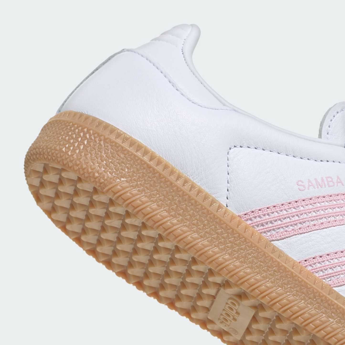 SAMBA OG SCHUH – Cloud White / Clear Pink / Gum – HP3941