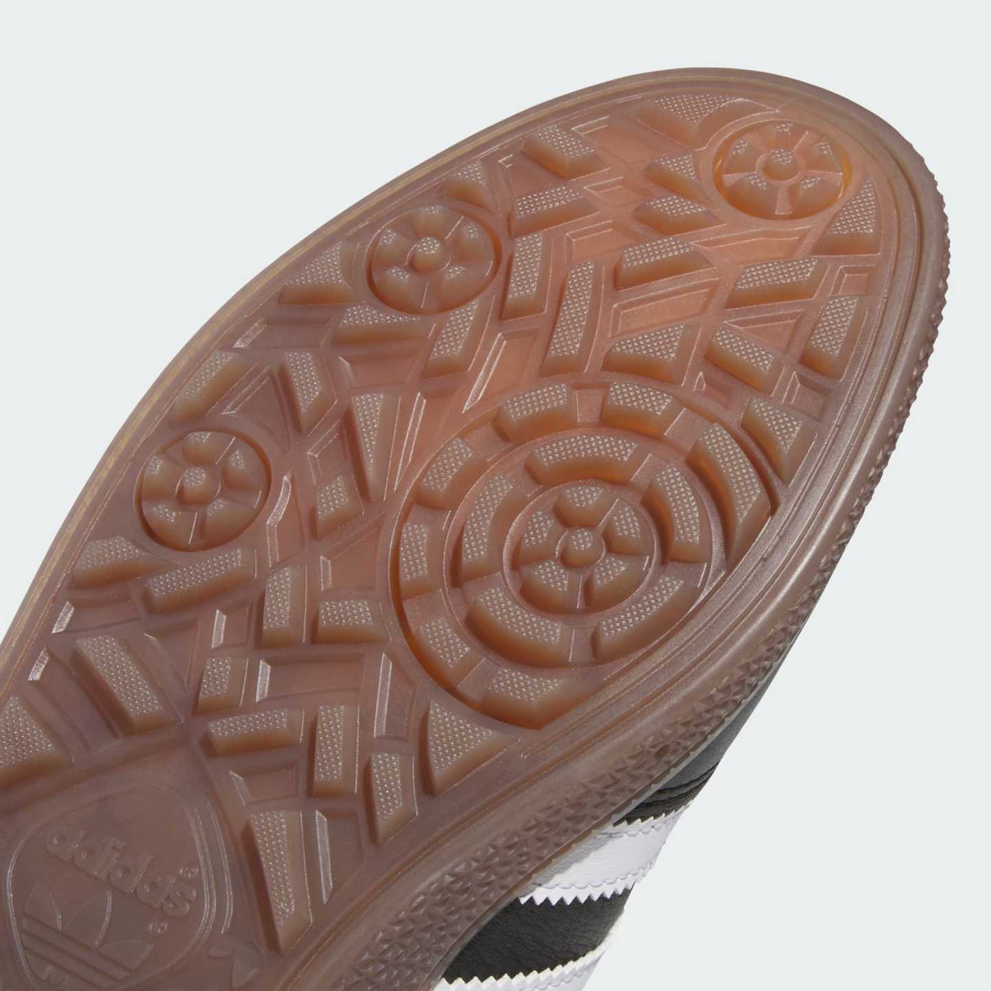 SPEZIAL SPIKELESS GOLFSCHUH – Core Black / Cloud White / Gum – KJ0852