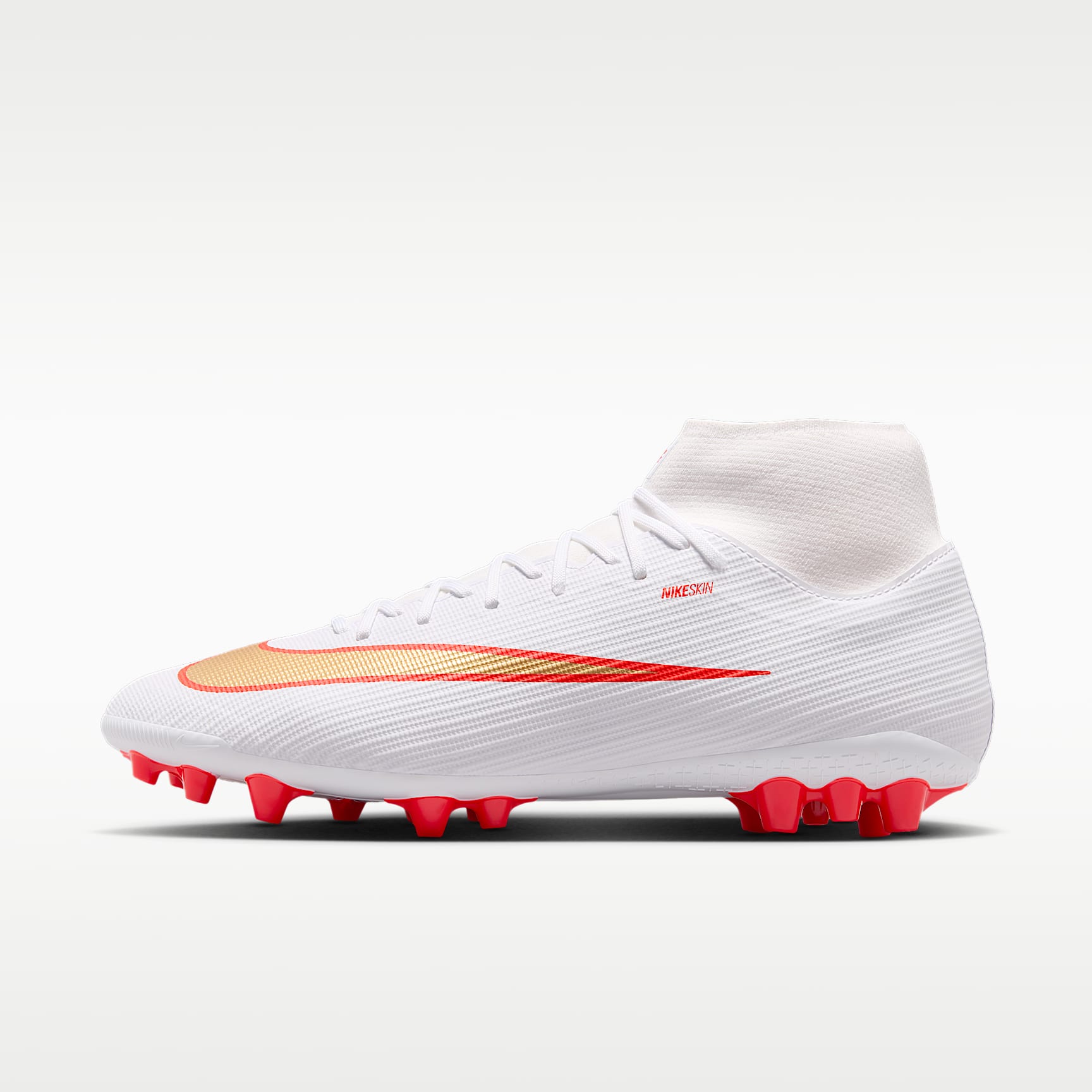 Nike Mercurial Superfly 11 Academy High-Top-Fußballschuh für Kunstrasen – Weiß/Bright Crimson/Blur