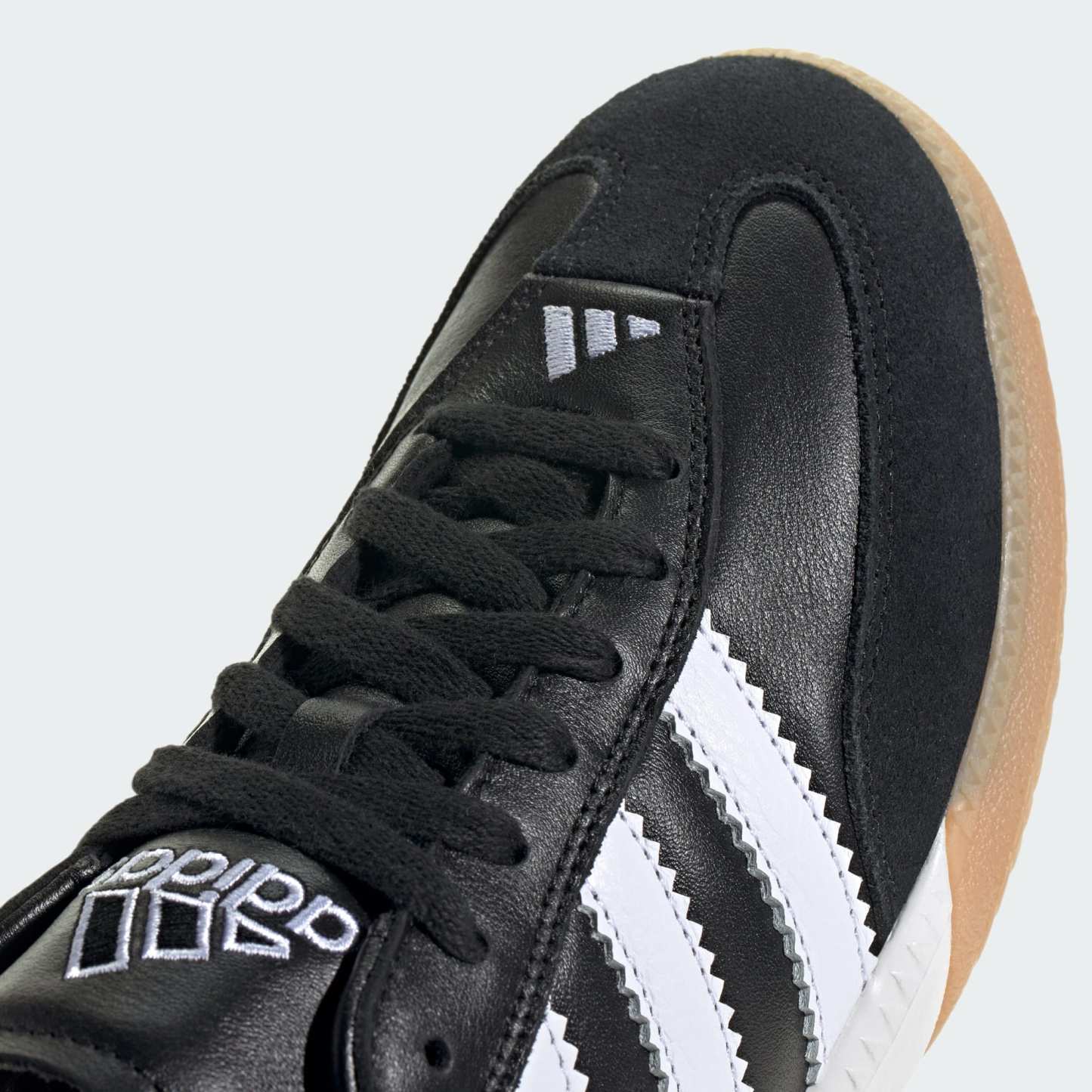 Samba MN Schuh – Core Black / Cloud White / Gum – IF1952