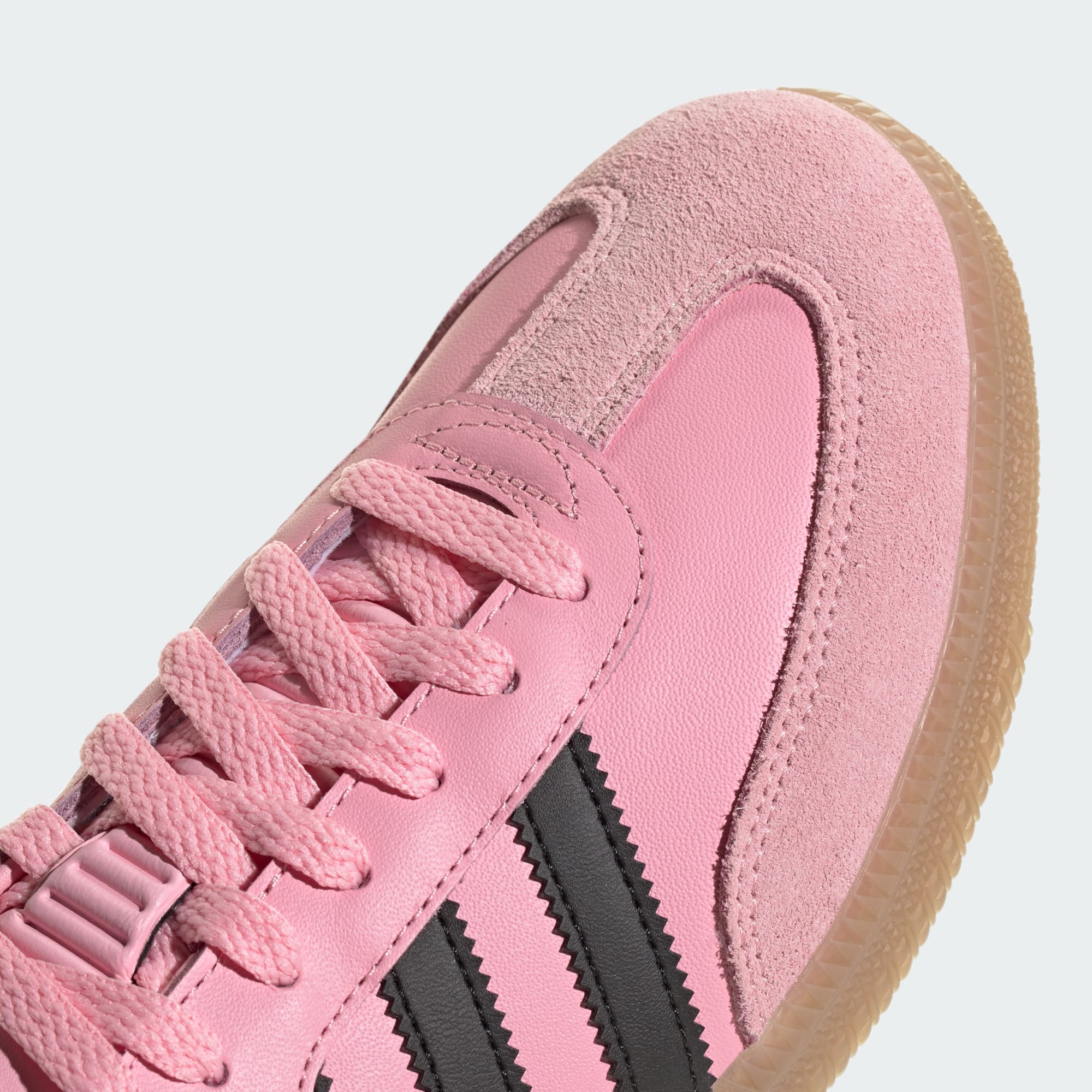 Samba Messi Schuh – Light Pink / Core Black / Gum – JP7844