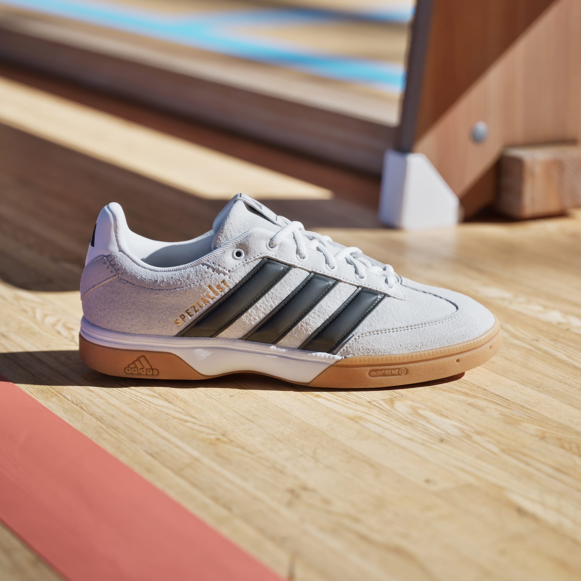 Spezialist Indoor Schuh – Cloud White / Core Black / Grey Two – KJ3729