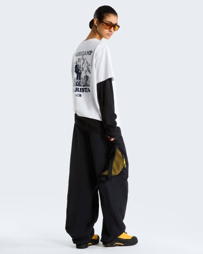Unisex Basecamp Barista Graphic T-Shirt mit lockerer Passform – TNF White-Summit Navy
