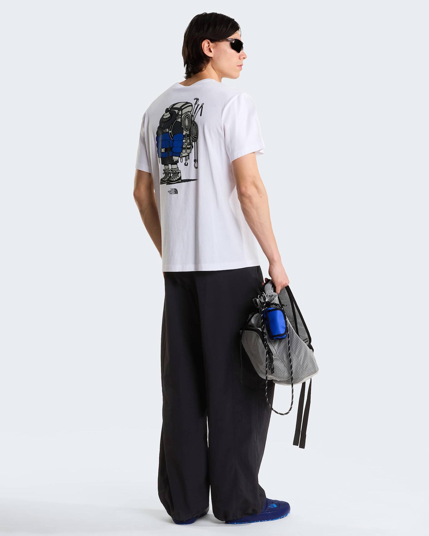 Unisex Gear Up Get Out Grafik T-Shirt – TNF White
