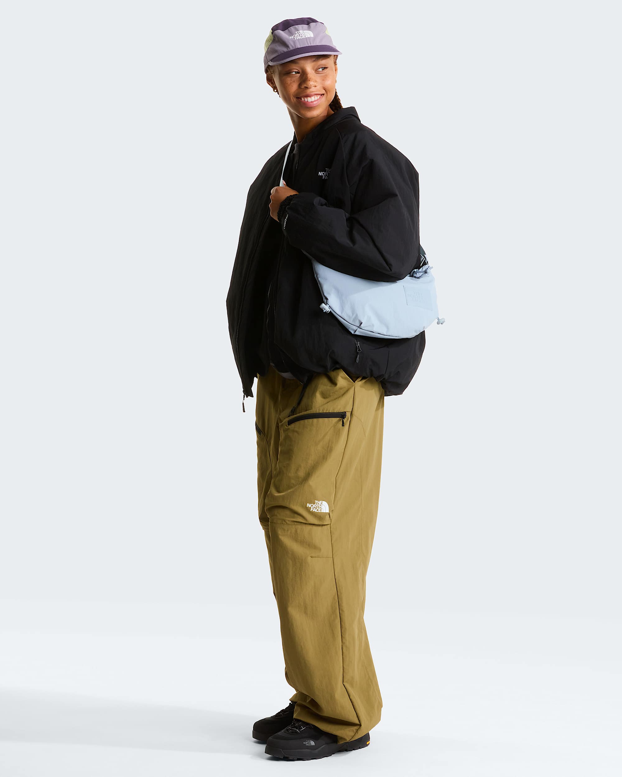 NSE Hose mit Gürtel in Unisex – Cedar