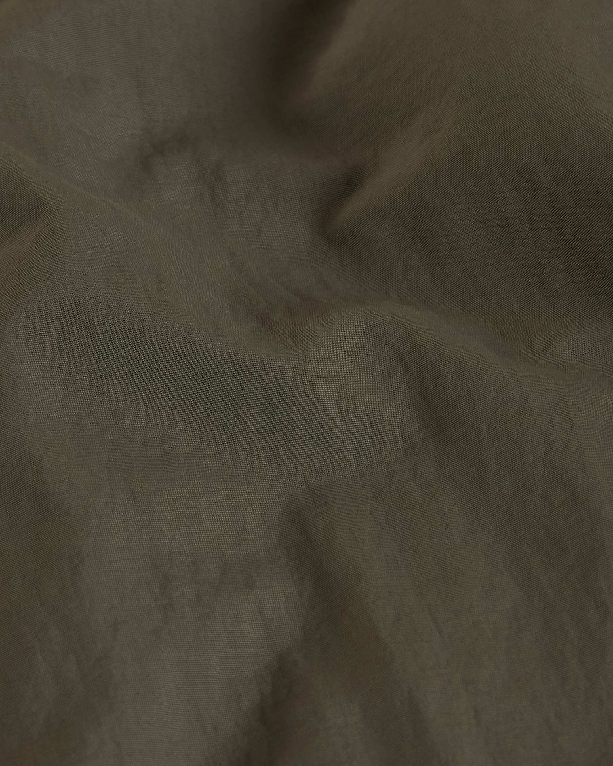 NSE Hose mit Gürtel in Unisex – New Taupe Green