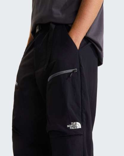 NSE Hose mit Gürtel in Unisex – TNF Black