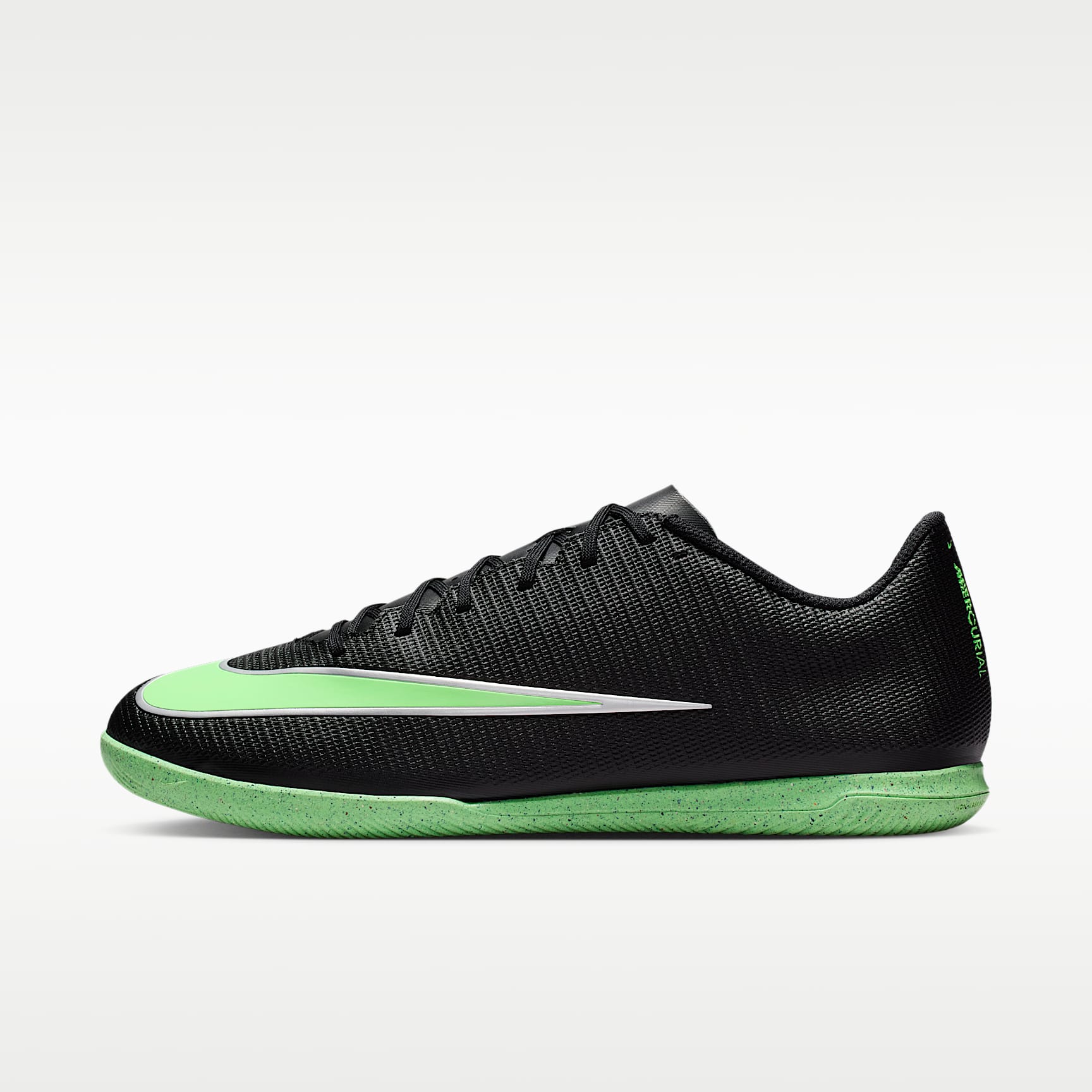 Nike Mercurial Vapor 17 Club Low-Top-Fußballschuh für Hallen- und Hartplätze – Schwarz/Schwarz/Illusion Green
