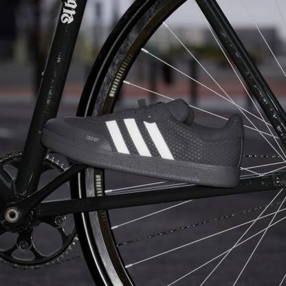 Velosamba COLD.RDY Fahrradschuh – Core Black / Cloud White / Zero Metalic – IE3238