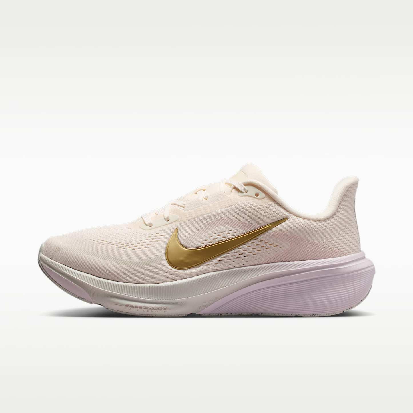 Nike Pegasus 42 Straßenlaufschuh (Damen) – Chalk/Spruce Aura/Bleached Lilac/Metallic Gold