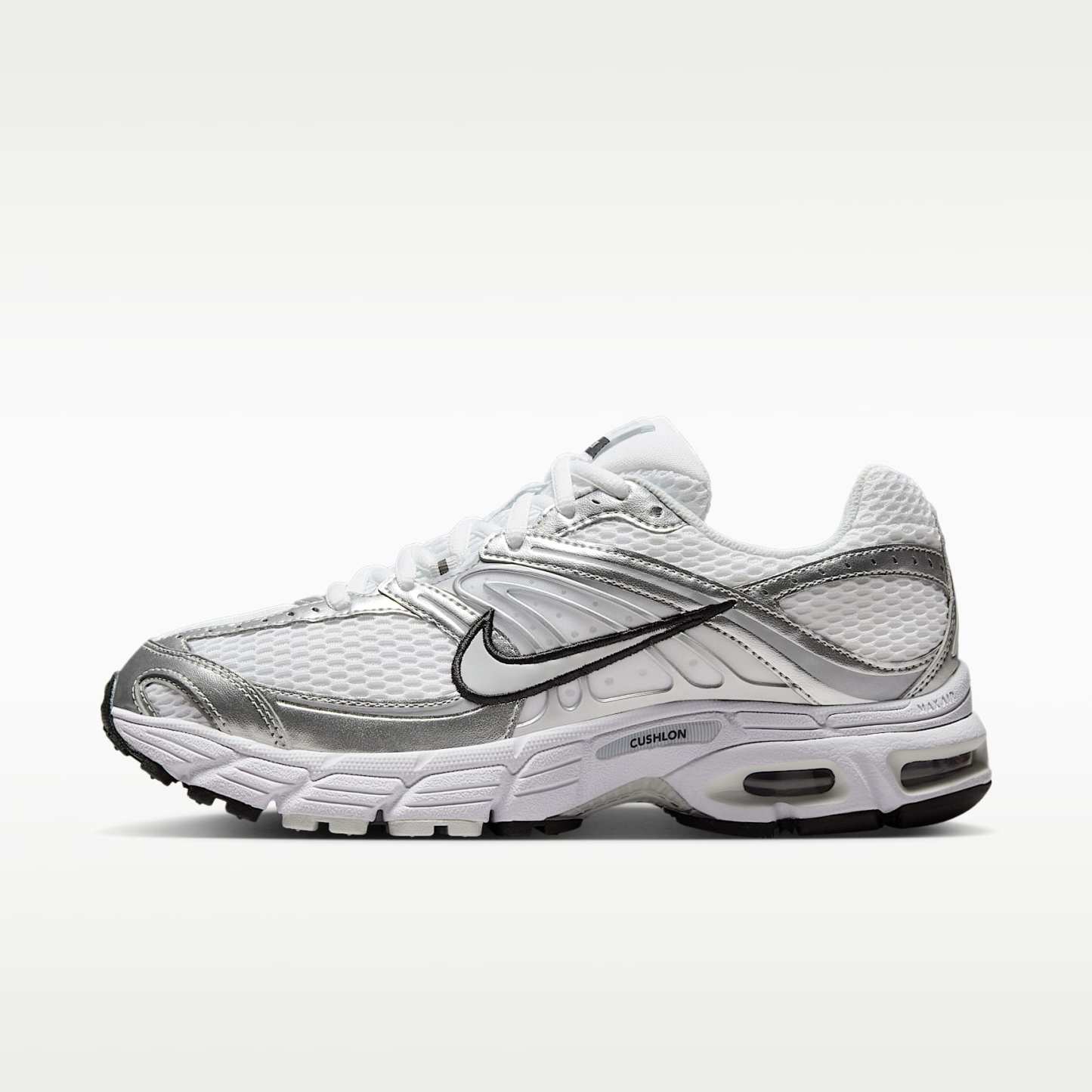 Nike Air Max Moto 2K Schuh mit reflektierenden Akzenten (Damen) – Weiß/Metallic Silver/Schwarz/Photon Dust