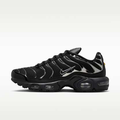 Nike Air Max Plus SE Schuh (Damen) – Schwarz/Metallic Silver/Laser Crimson/Off Noir