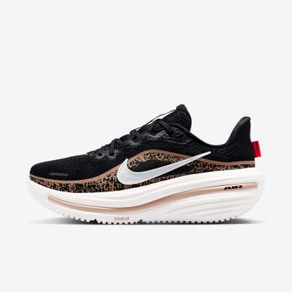 Nike Winflo 12 Straßenlaufschuh (Damen) – Schwarz/British Khaki/Fusion Red/Sail