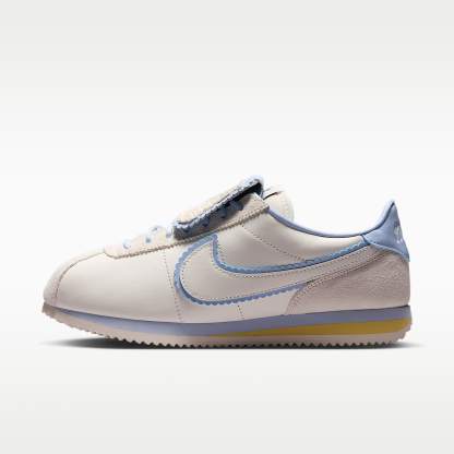 Nike Cortez Schuh (Damen) – Sail/Soft Yellow/Hydrogen Blue/Sail