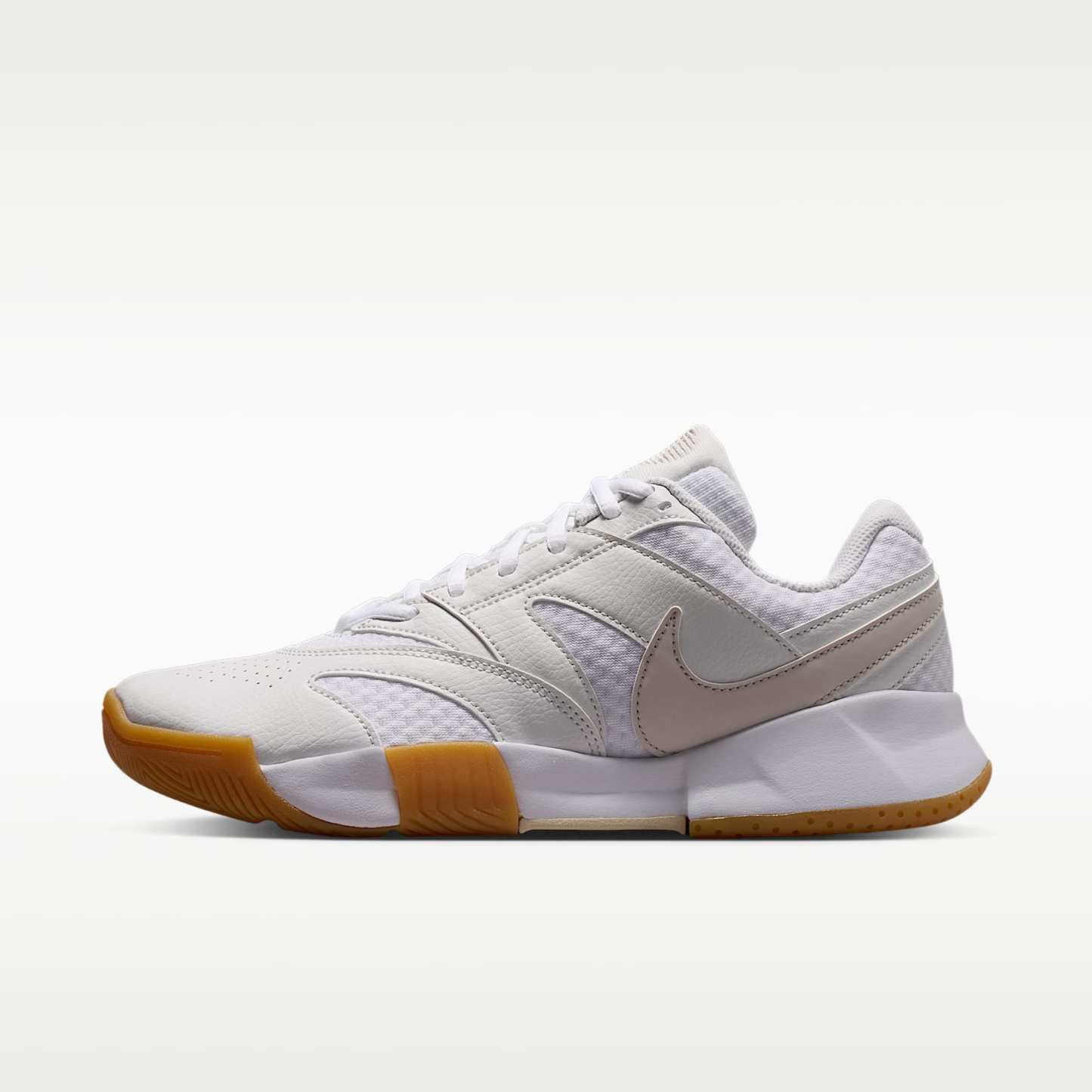 NikeCourt Lite 4 Tennisschuh für Hartplätze (Damen) – Weiß/Summit White/Linen/Light Orewood Brown