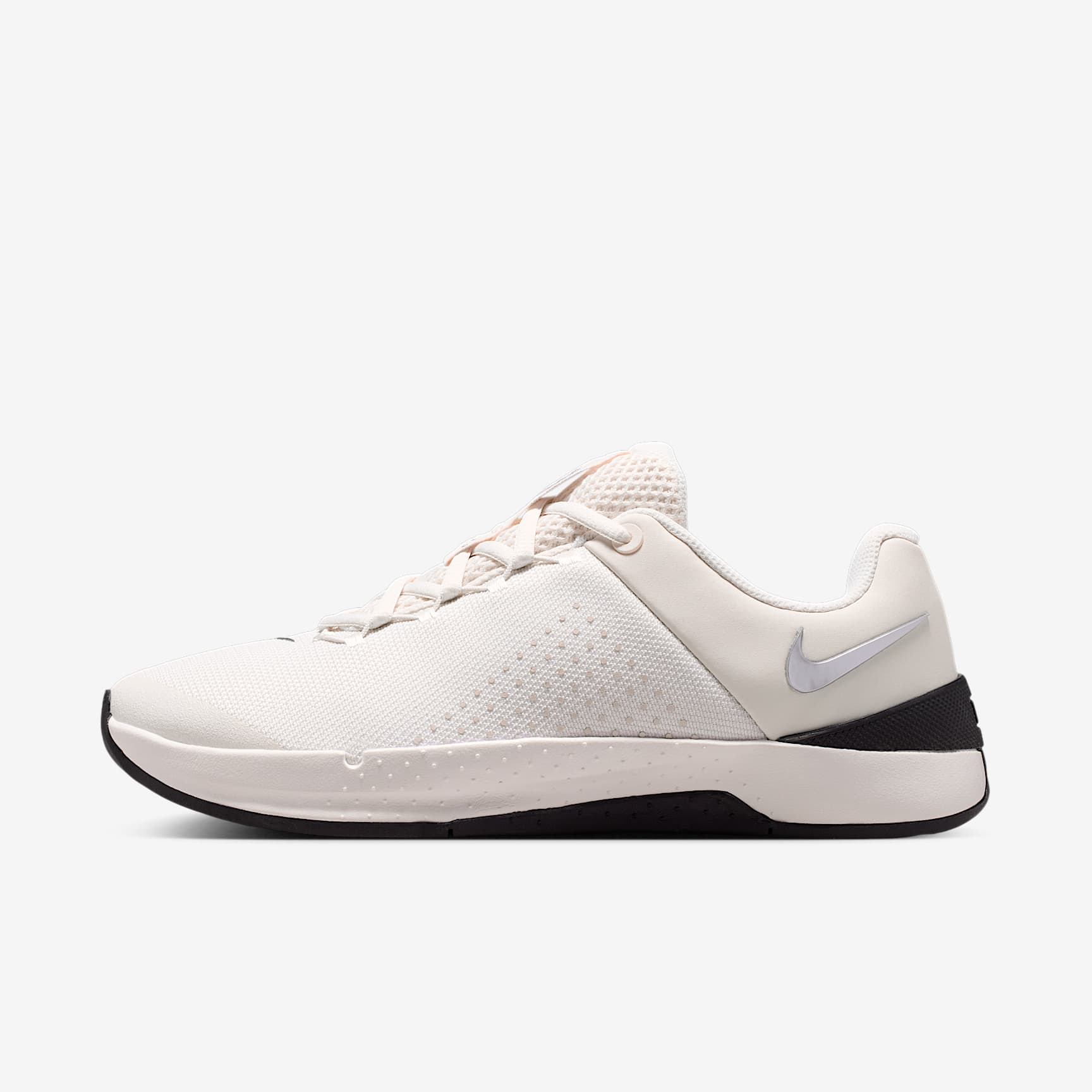 Nike MC Trainer 4 Trainingsschuh (Damen) – Phantom/Schwarz/Metallic Silver