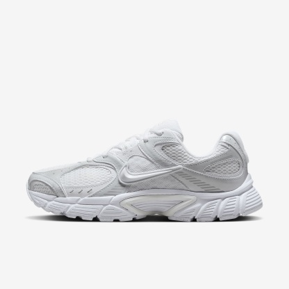 Nike V5 RNR Schuh mit reflektierenden Akzenten (Damen) – Weiß/Schwarz/Metallic Silver/Weiß