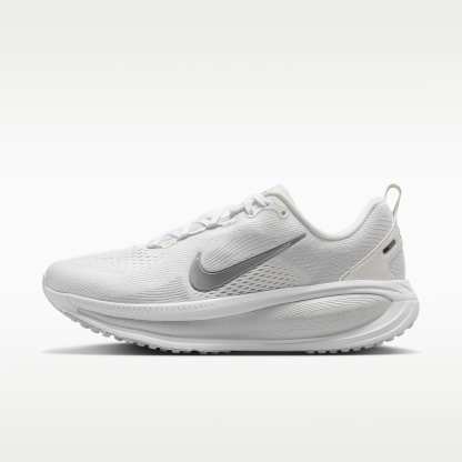 Nike Vomero 18 Straßenlaufschuh (Damen) – Weiß/Photon Dust/Summit White/Metallic Silver