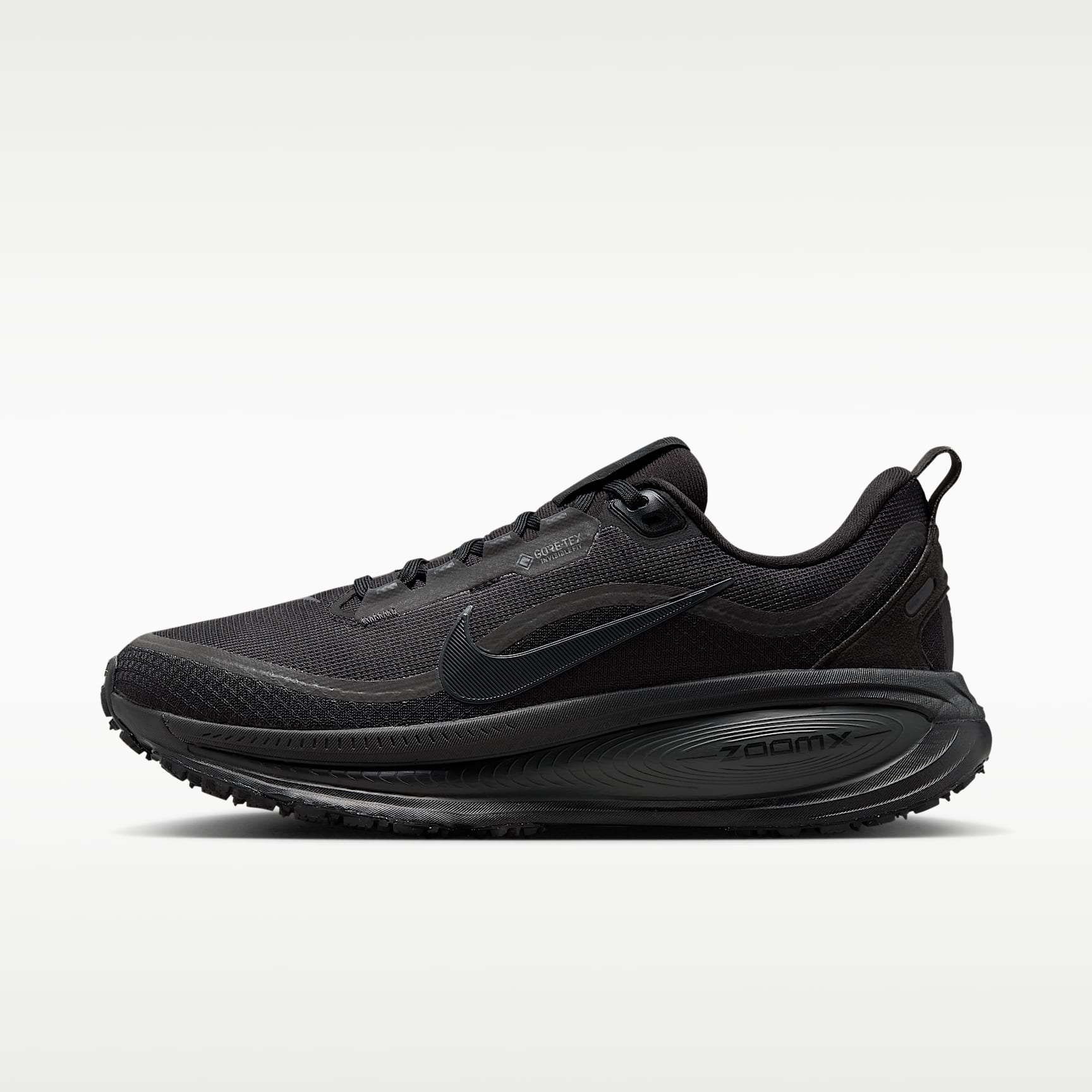 Nike Vomero 18 GORE-TEX Wasserdichter Straßenlaufschuh mit reflektierenden Designakzenten (Damen) – Schwarz/Anthracite