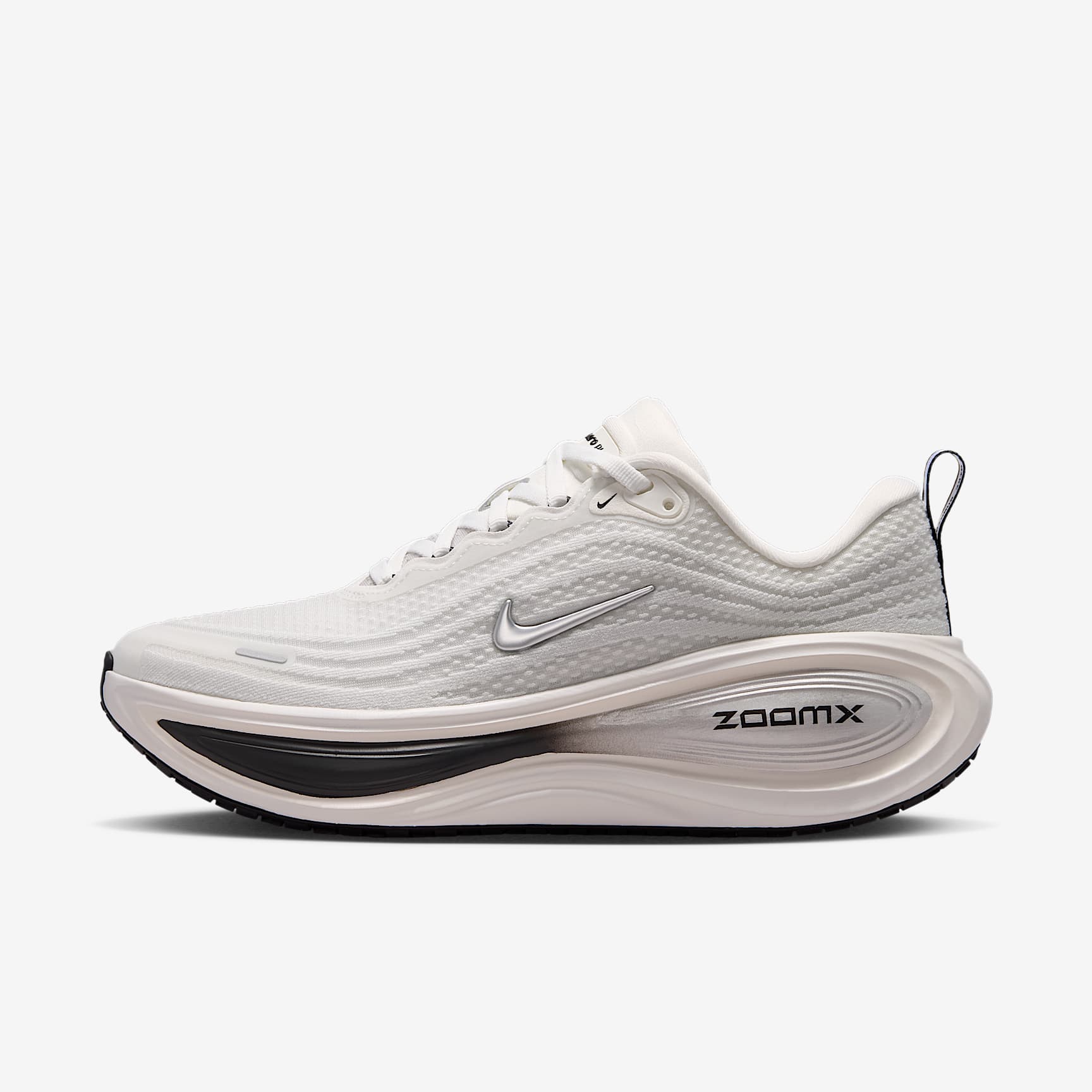 Nike Vomero Plus Straßenlaufschuh (Damen) – Summit White/Sail/Anthracite/Metallic Silver
