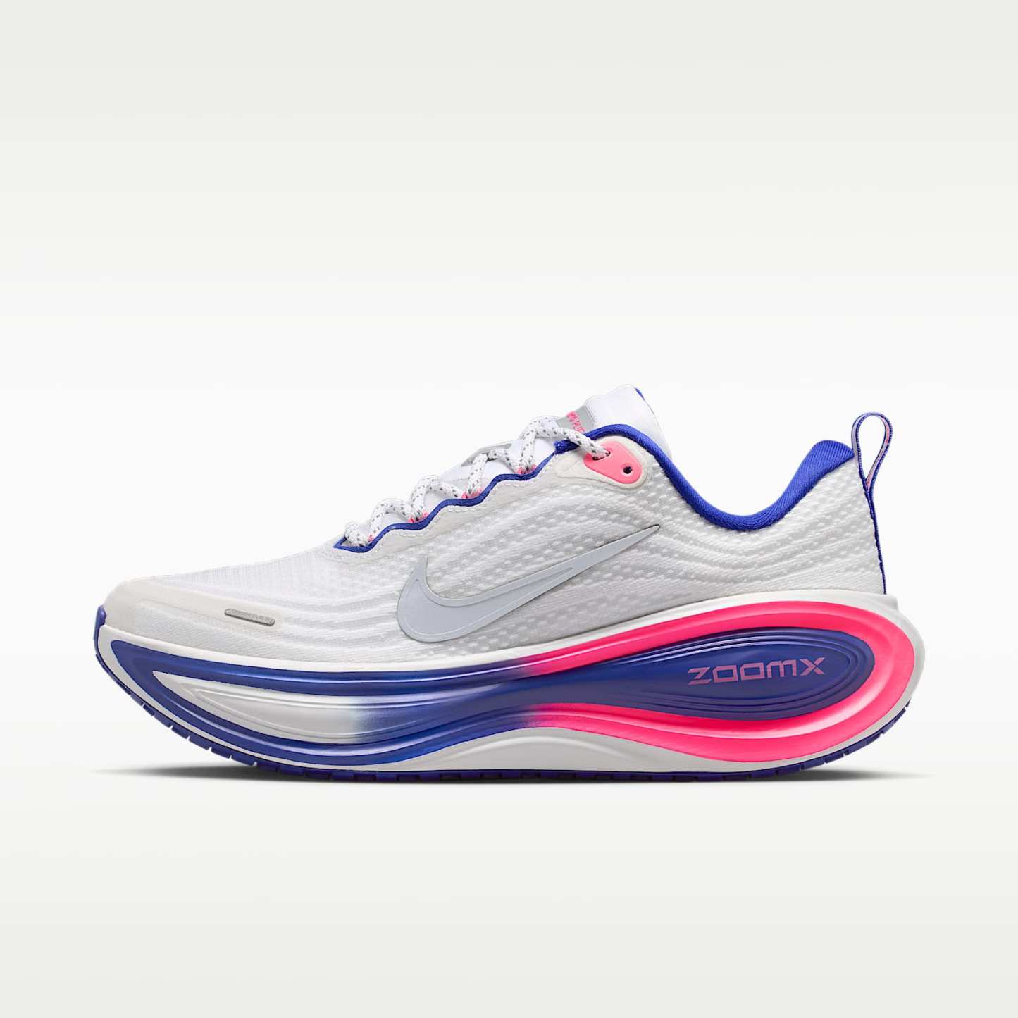 Vomero Plus SE Straßenlaufschuh (Damen) – Weiß/Concord/Hyper Pink/Metallic Silver