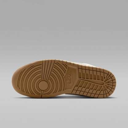 Air Jordan 1 Low SE Damenschuh – Chalk/Metallic Gold/Pearl White/Chalk