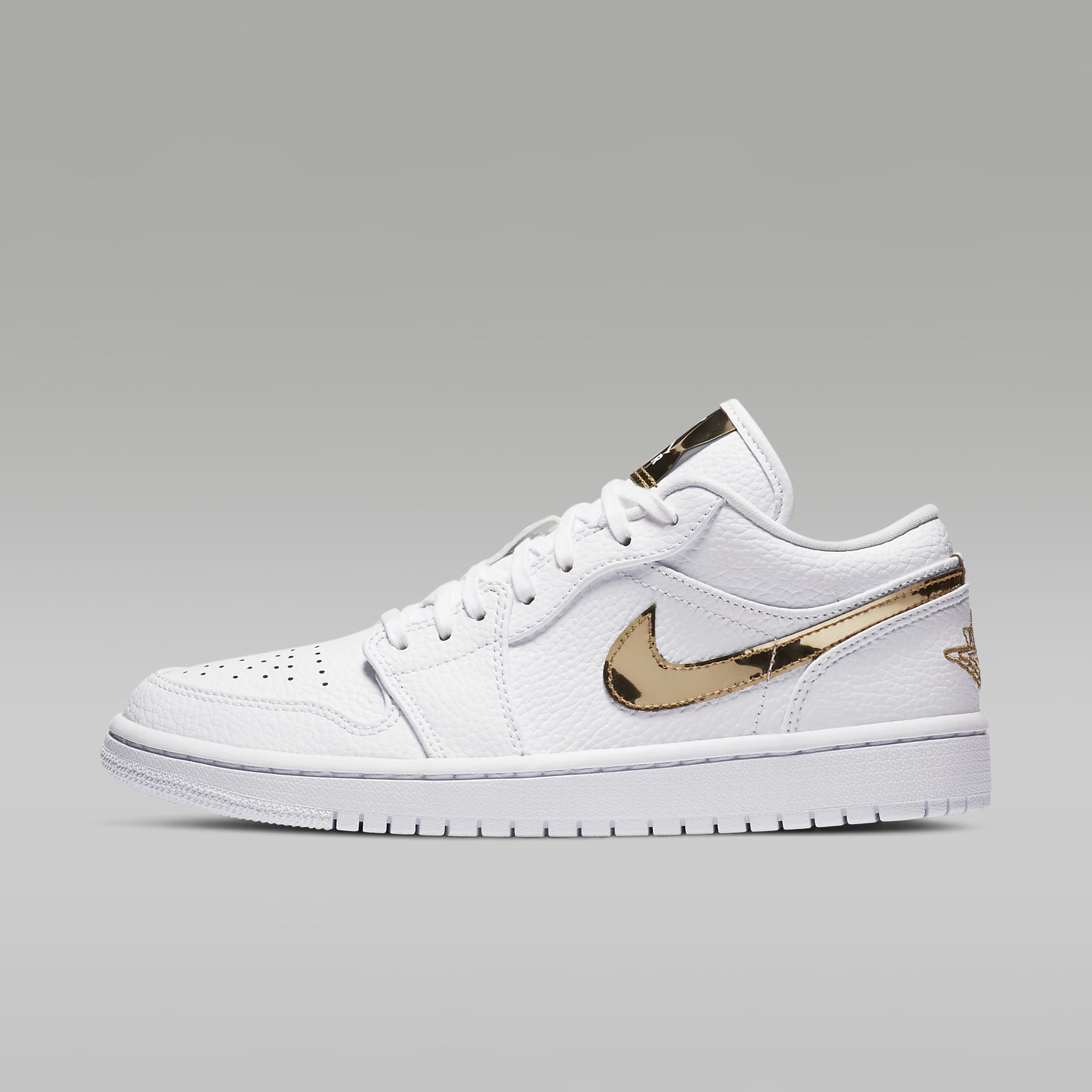 Air Jordan 1 Low SE Damenschuh – Weiß/Weiß/Metallic Gold